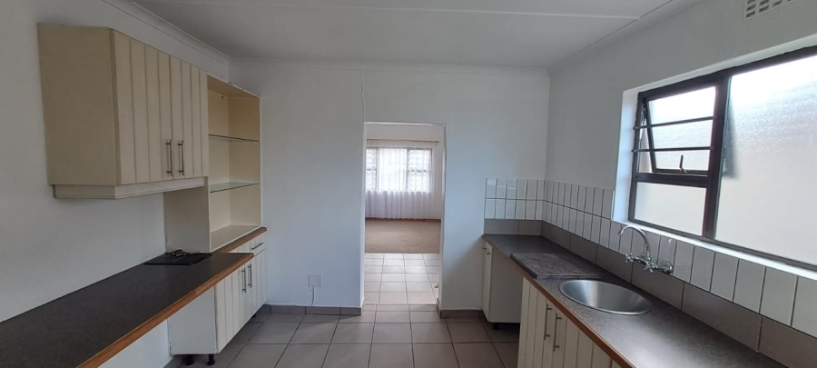 4 Bedroom Property for Sale in Kleinmond Western Cape